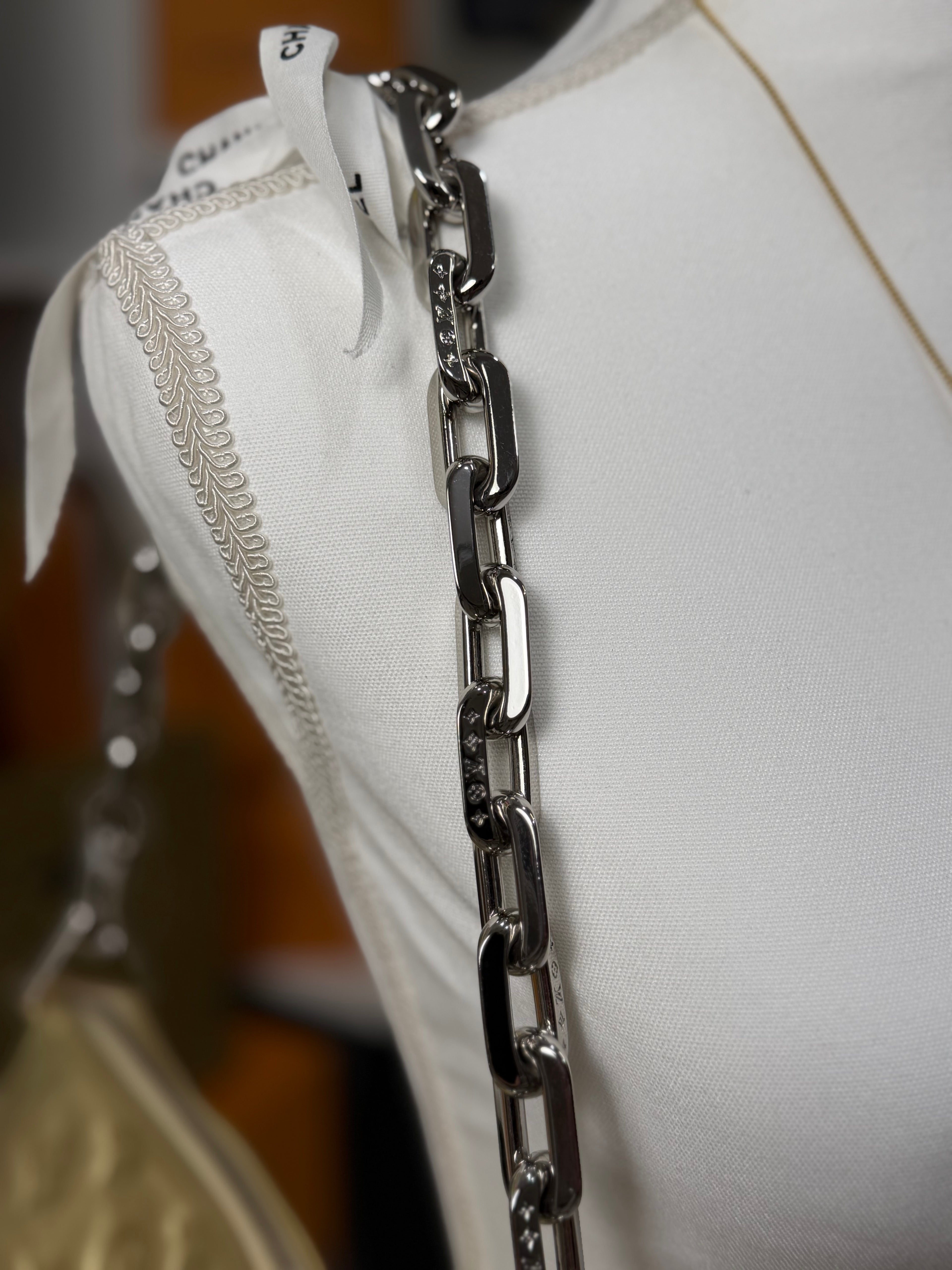 Louis Vuitton Coussin Gold MM