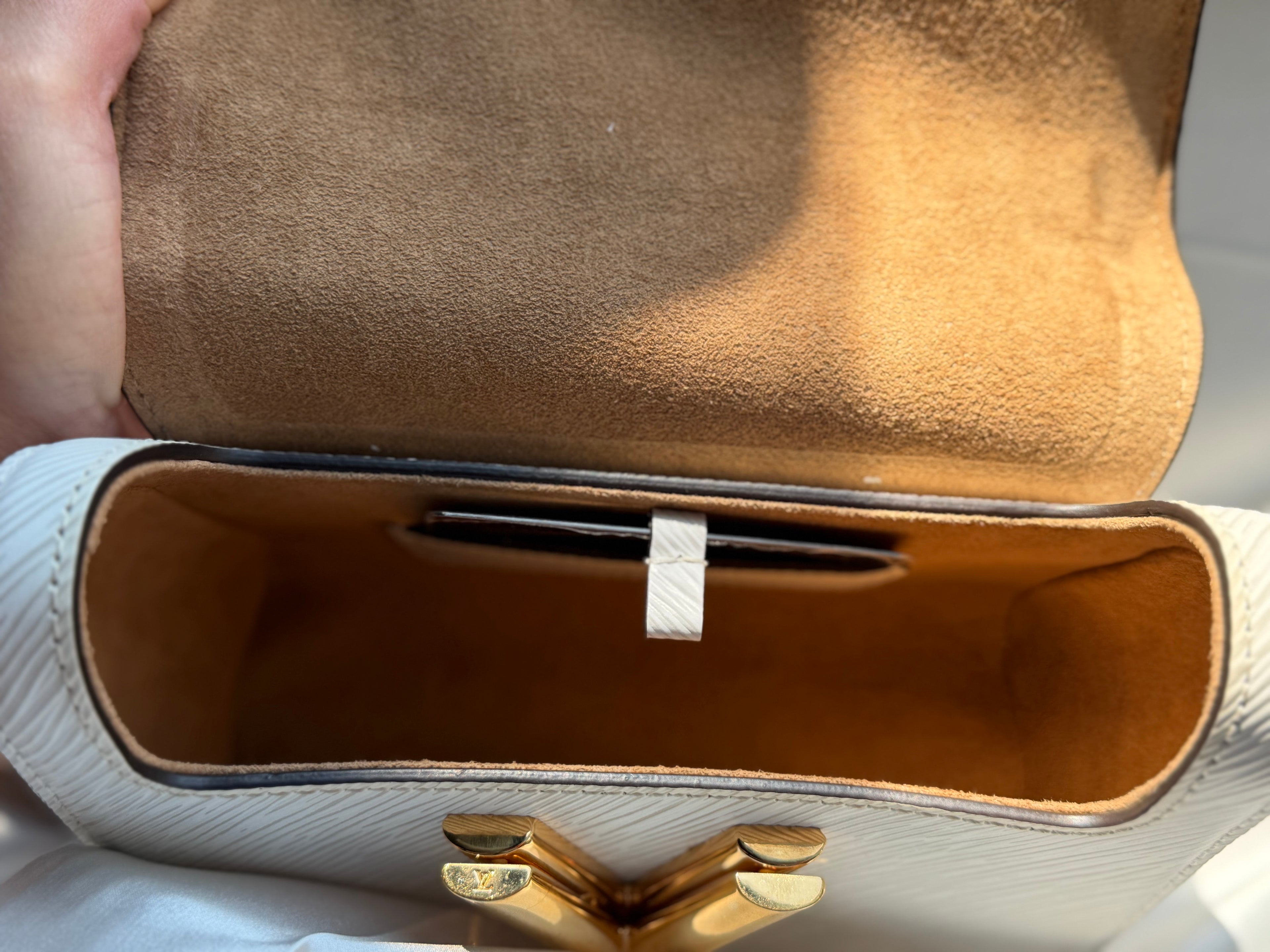 Louis Vuitton Epi Twist