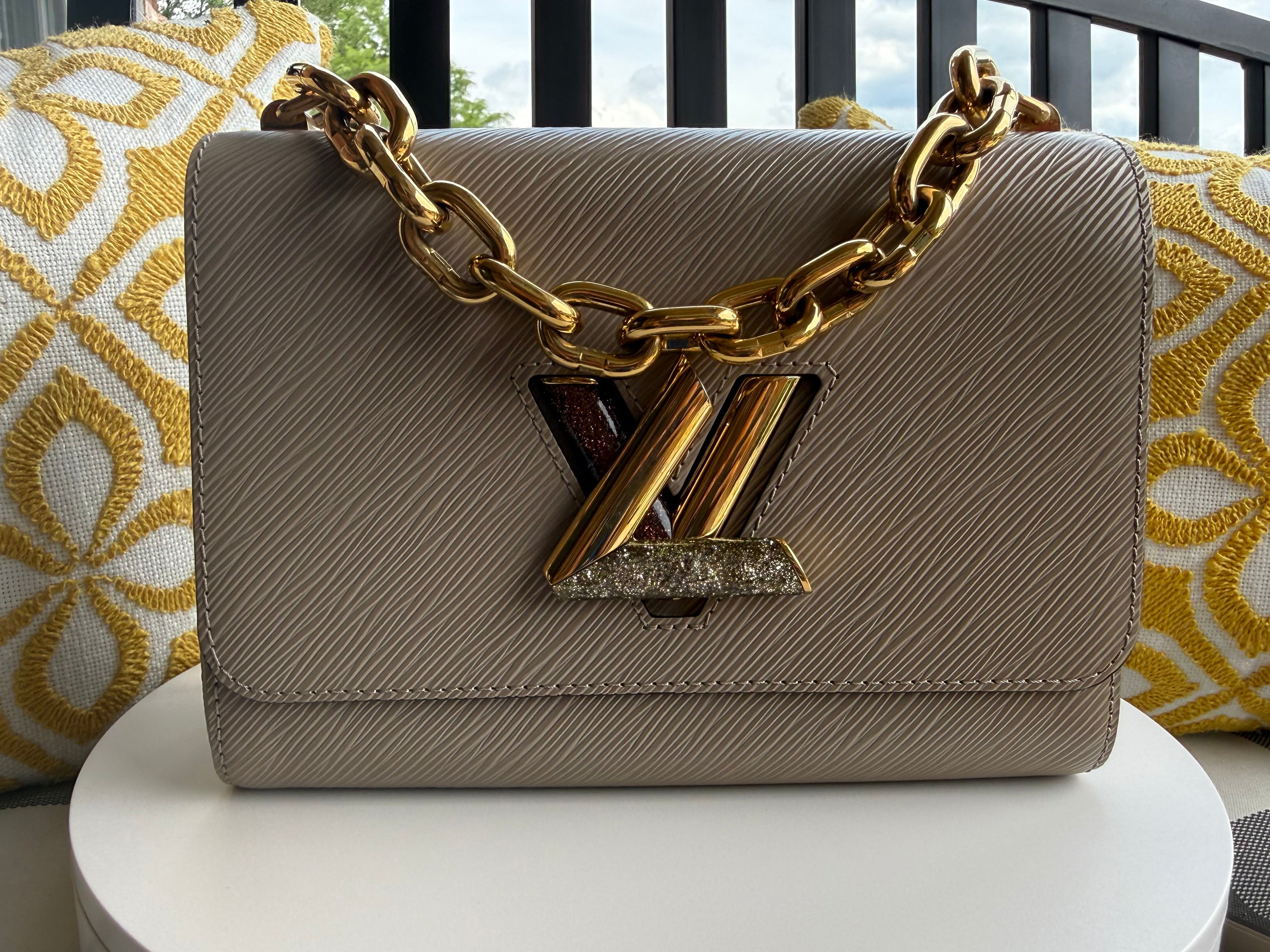 Louis Vuitton Twist MM