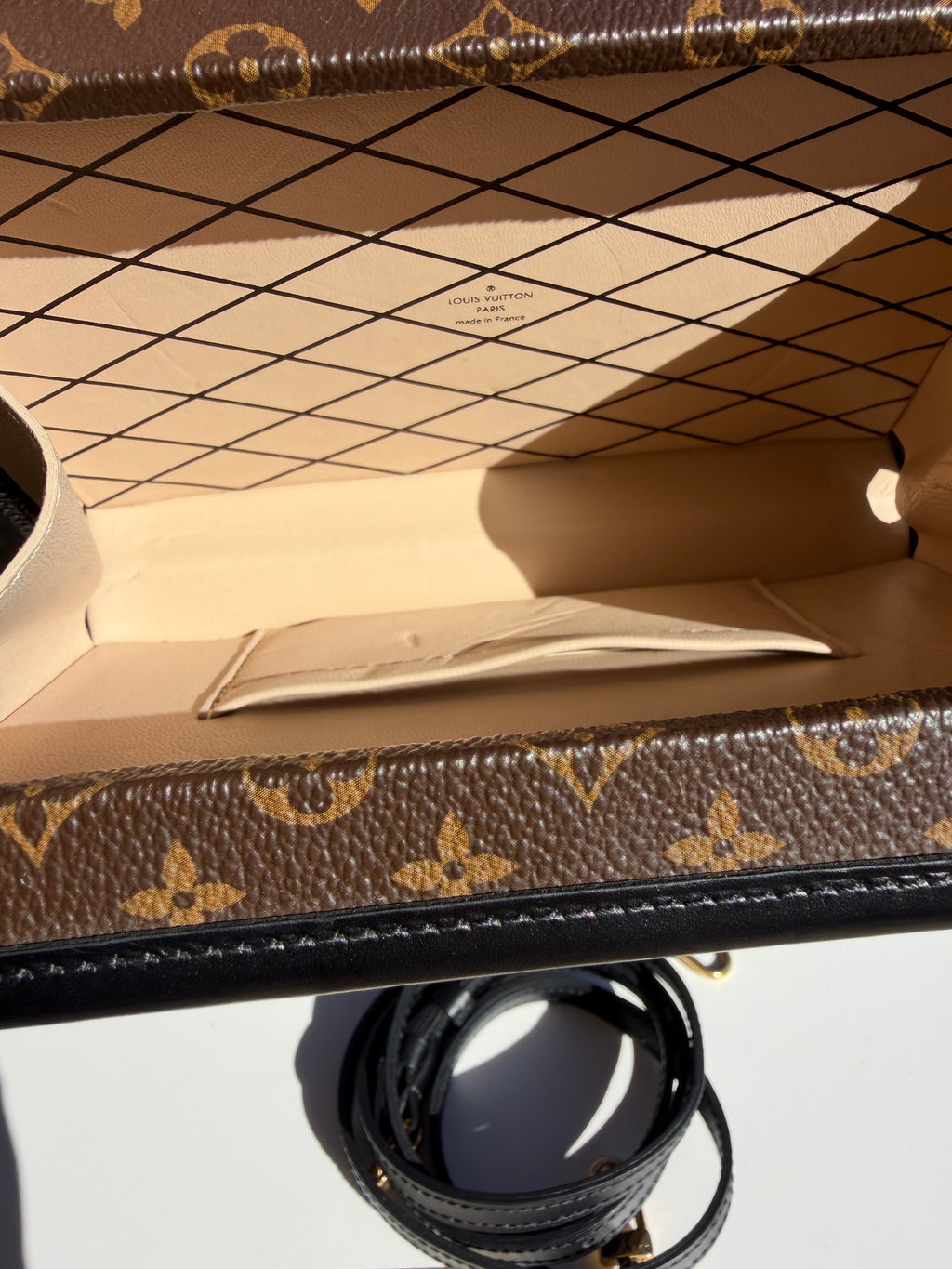 Louis Vuitton Trunk Petite Malle